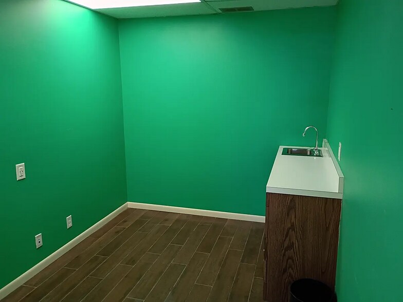 More Photos Of 110 S 6th St, Sac City Coworking Space