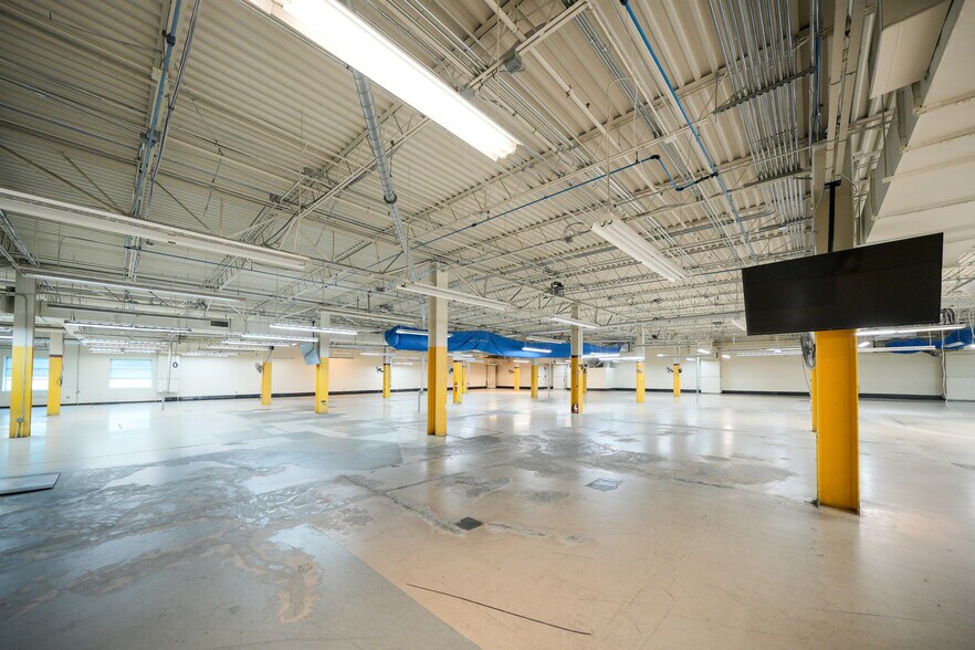 More Photos Of 11632 Harrisburg Rd, Fort Mill Light Manufacturing For Sale