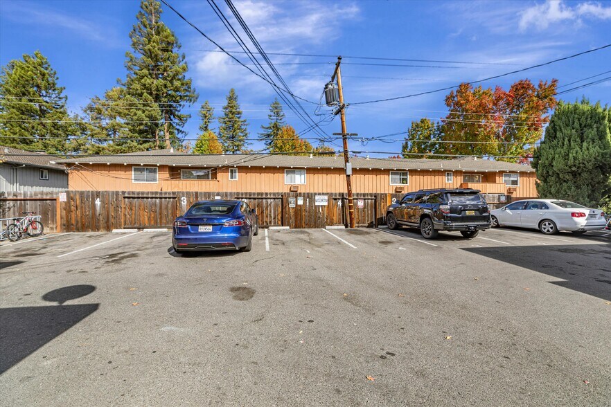 More Photos Of 1237-1241 Coronado Dr, Sunnyvale Apartments For Sale