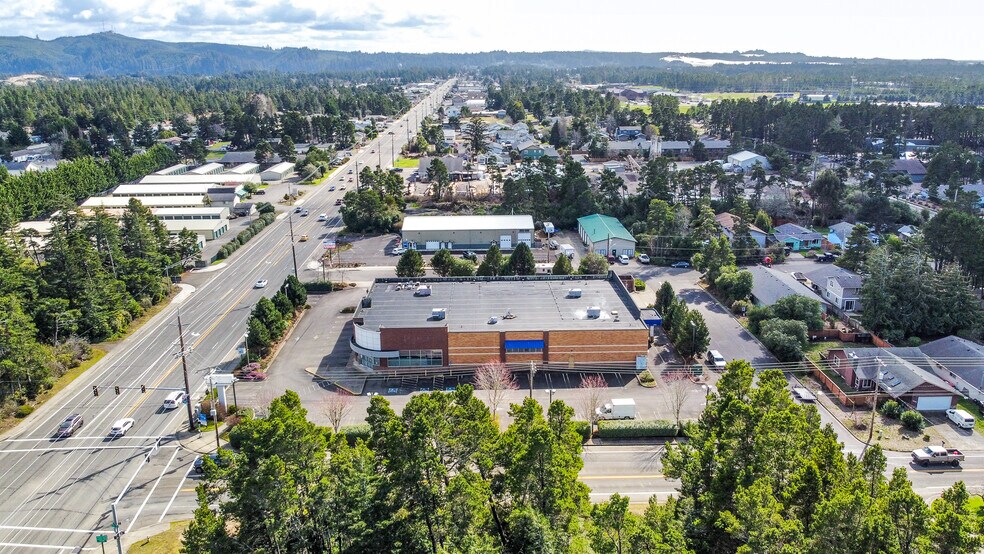 More Photos Of 3451 US-101 Hwy, Florence General Retail For Sale