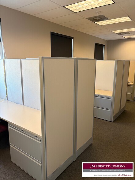More Photos Of 5795 Hagner Road Rd, Beaumont Office For Sale