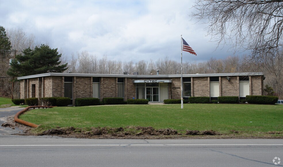 Primary Photo Of 2555 Baird Rd, Penfield Light Manufacturing For Lease