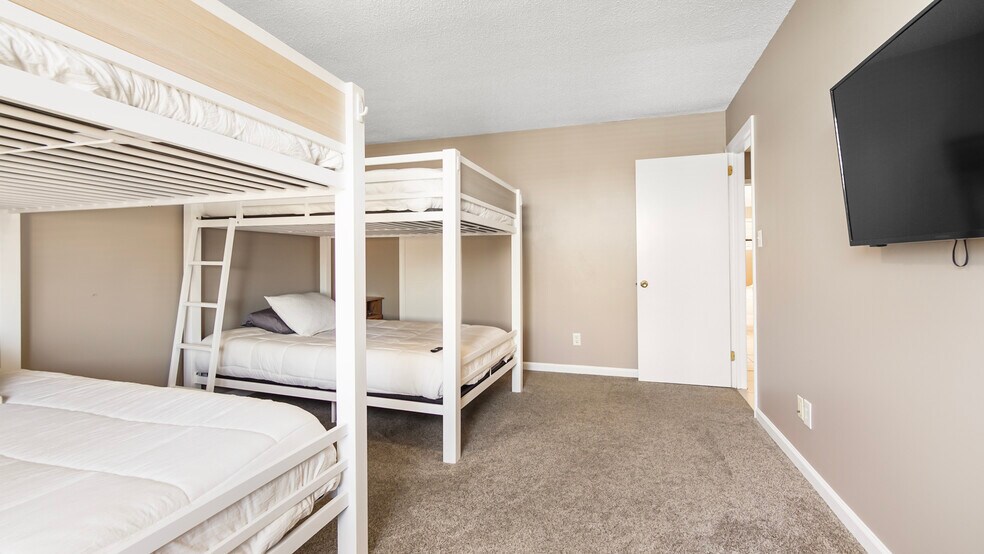 More Photos Of 1656 Scenic Gulf Dr, Destin Apartments For Sale