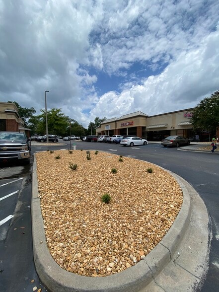 More Photos Of 3259 Inner Perimeter Rd, Valdosta Storefront For Lease