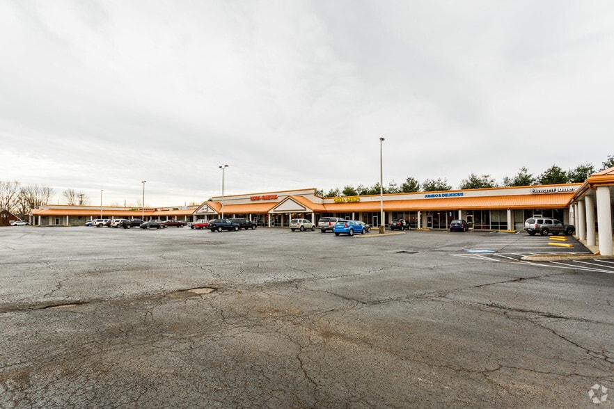 Primary Photo Of 2354 Highway 41 S, Greenbrier Storefront Retail Office For Sale