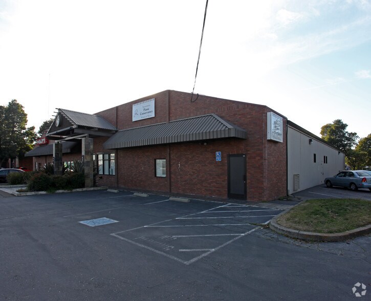 More Photos Of 3500 Power Inn Rd, Sacramento Warehouse For Sale