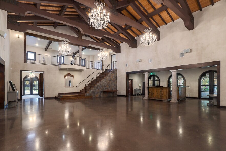 More Photos Of 2550 Bell Springs Rd, Dripping Springs Lodge Meeting Hall For Sale