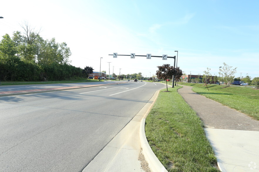 More Photos Of 4001 Britton Pky, Hilliard Freestanding For Lease