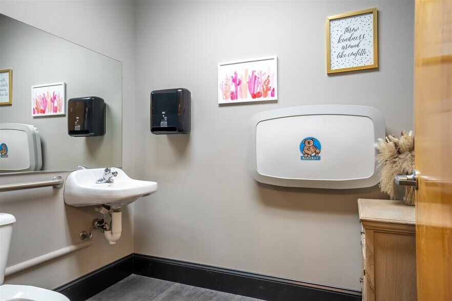 More Photos Of 105 Krispy Kreme Dr, Bloomington Storefront For Sale