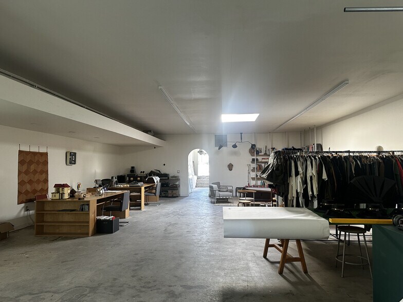 More Photos Of 5215 York Blvd, Los Angeles Freestanding For Lease