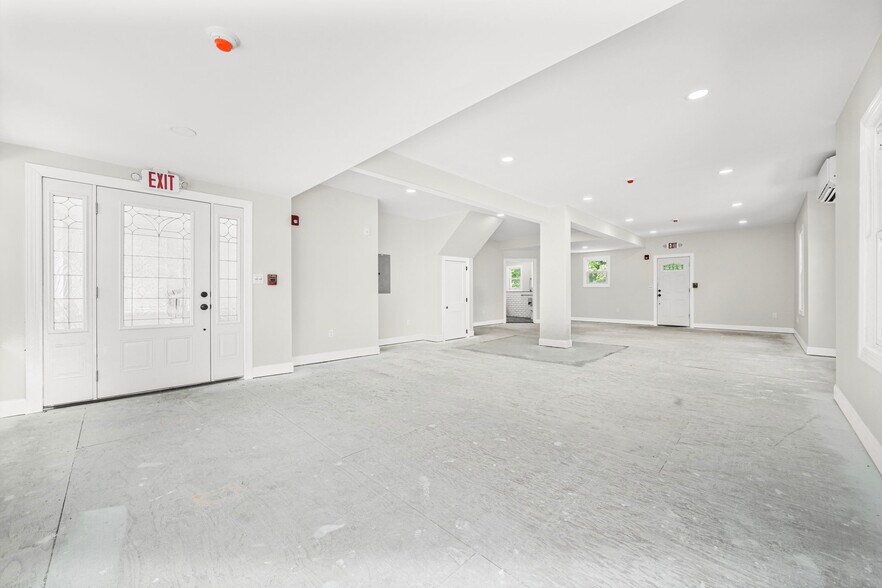 More Photos Of 12 Route 202, Montville General Retail For Lease