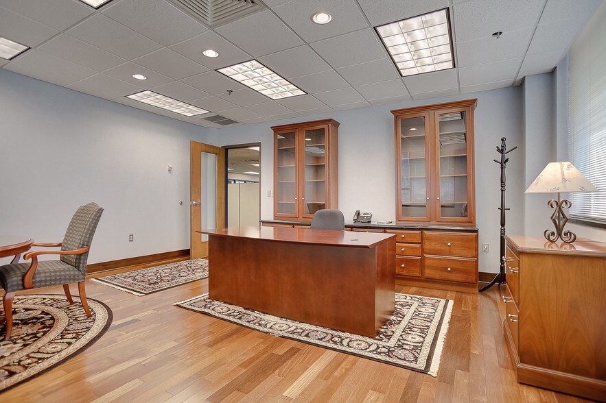 More Photos Of 1500 Paxton St, Harrisburg Office For Lease