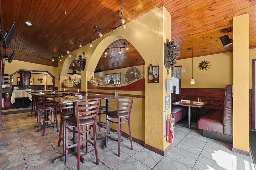 More Photos Of 569 Winthrop St, Rehoboth General Retail For Sale