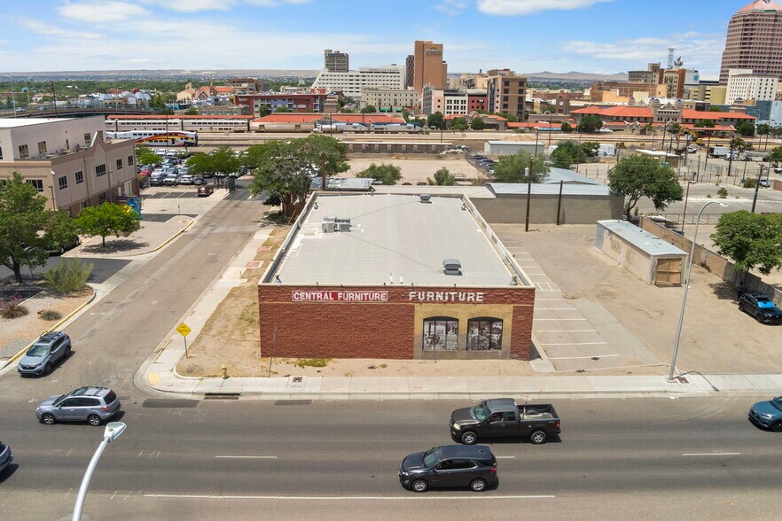More Photos Of 221 Broadway Blvd SE, Albuquerque Freestanding For Sale