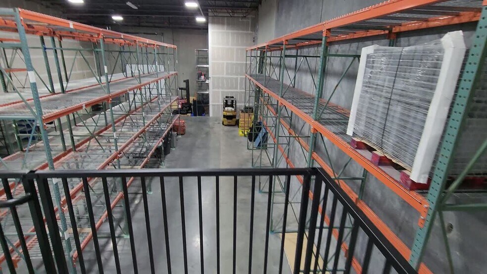 More Photos Of 13863 S 2700 W, Bluffdale Flex For Sale