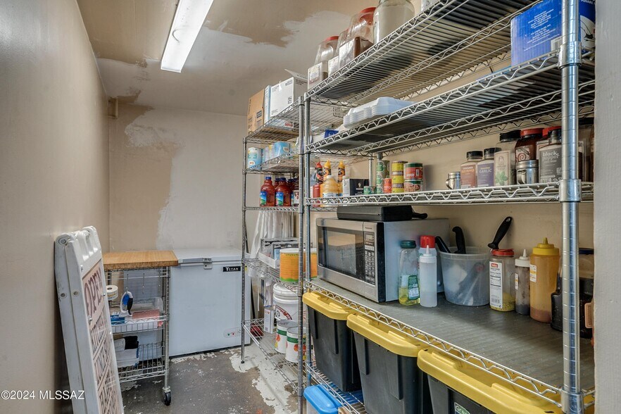 More Photos Of 3000 S Mission Rd, Tucson Storefront Retail Residential For Sale