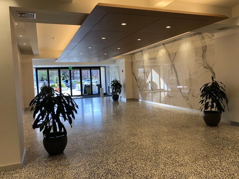 More Photos Of 3333 New Hyde Park Rd, New Hyde Park Unknown For Lease