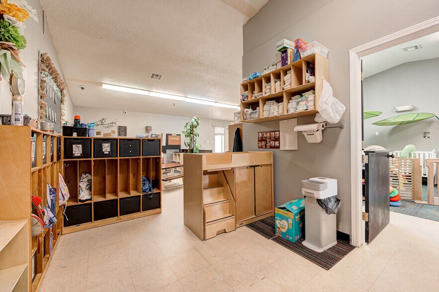 More Photos Of 11801 Southwood Dr, Oklahoma City Daycare Center For Sale