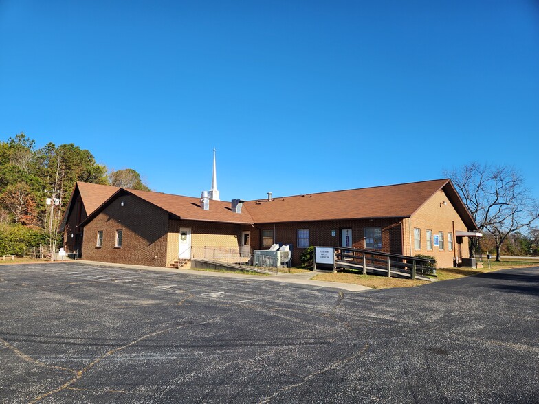 More Photos Of 3018 County Dr, Petersburg Religious Facility For Sale