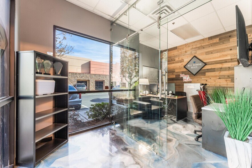 More Photos Of 6230 McLeod Dr, Las Vegas Office For Sale