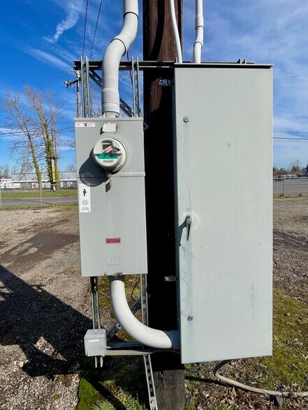 More Photos Of 10365 N Vancouver Way, Portland Land For Lease