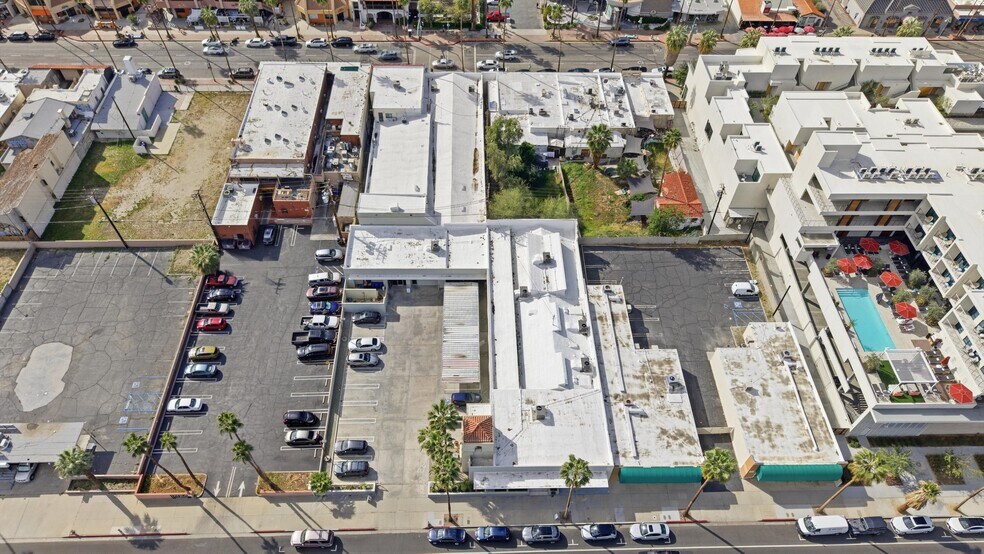 More Photos Of 383 N Indian Canyon Dr, Palm Springs Freestanding For Sale