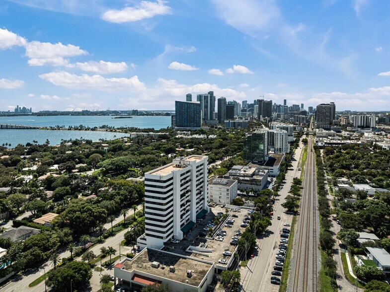 More Photos Of 4770 Biscayne Blvd, Miami Office For Lease
