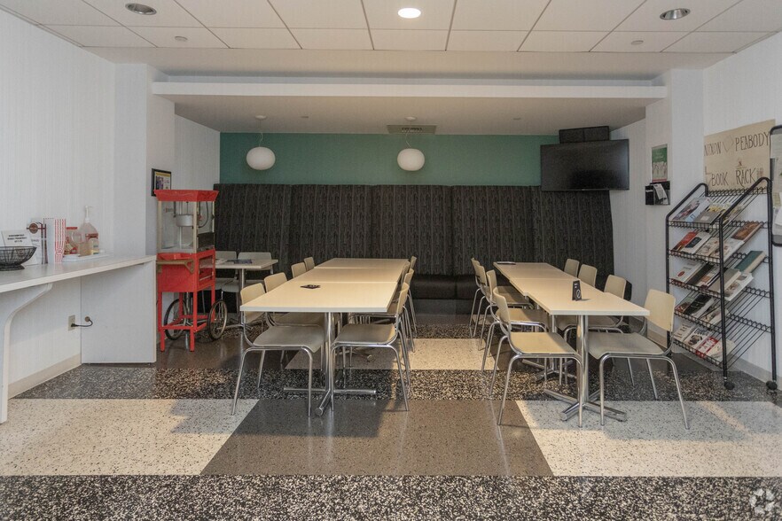 More Photos Of 50 Jericho Quadrangle, Jericho Office For Lease