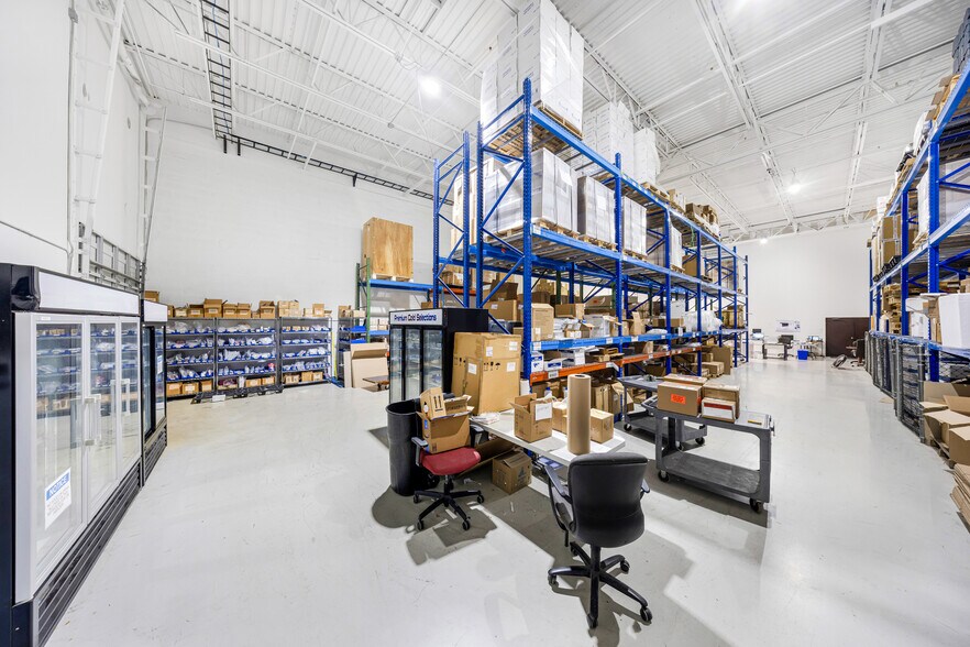 More Photos Of 12601 NW 115th Ave, Medley Warehouse For Lease
