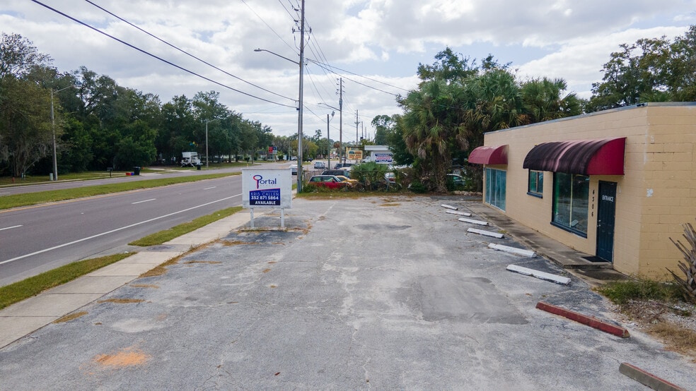 More Photos Of 4306 NW 13th St, Gainesville Storefront For Sale