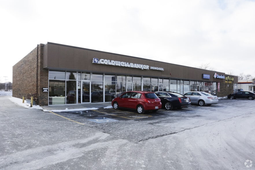 More Photos Of 8833 159th St, Orland Hills Freestanding For Lease