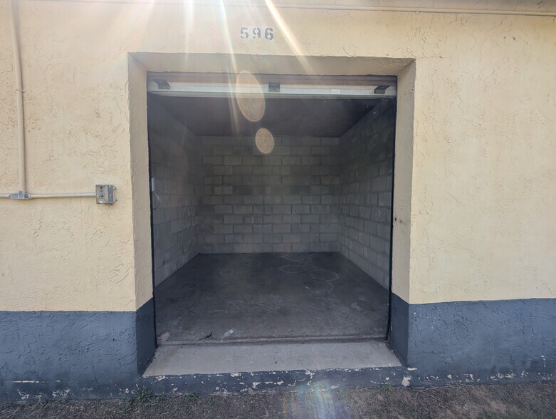 More Photos Of 1204 Oak St, Palatka Self Storage For Sale