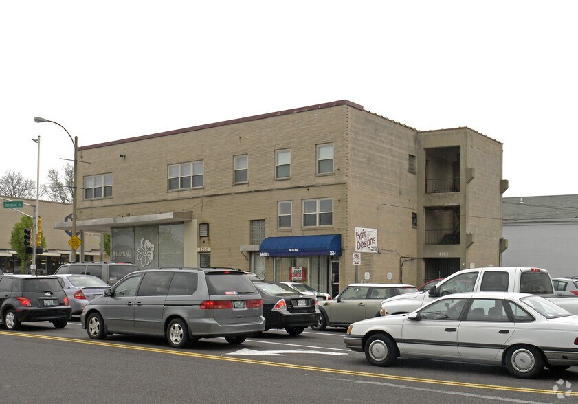 More Photos Of 6762 Chippewa St, Saint Louis Storefront Retail Office For Sale