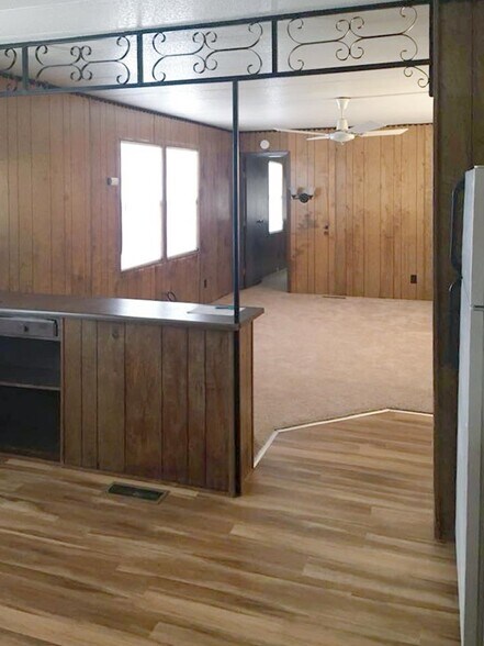 More Photos Of 910 Memorial Dr, Cortez Manufactured Housing Mobile Home Park For Sale