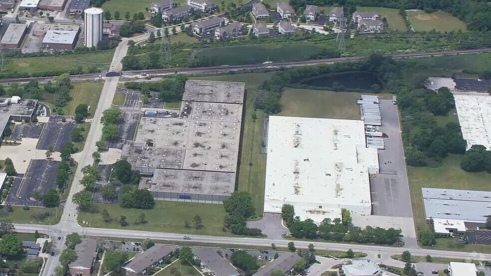 Primary Photo Of 1500 S Wolf Rd, Wheeling Warehouse For Lease