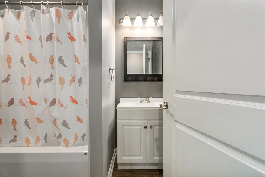 More Photos Of 601 Hillcrest St, Pleasant Hill Apartments For Sale