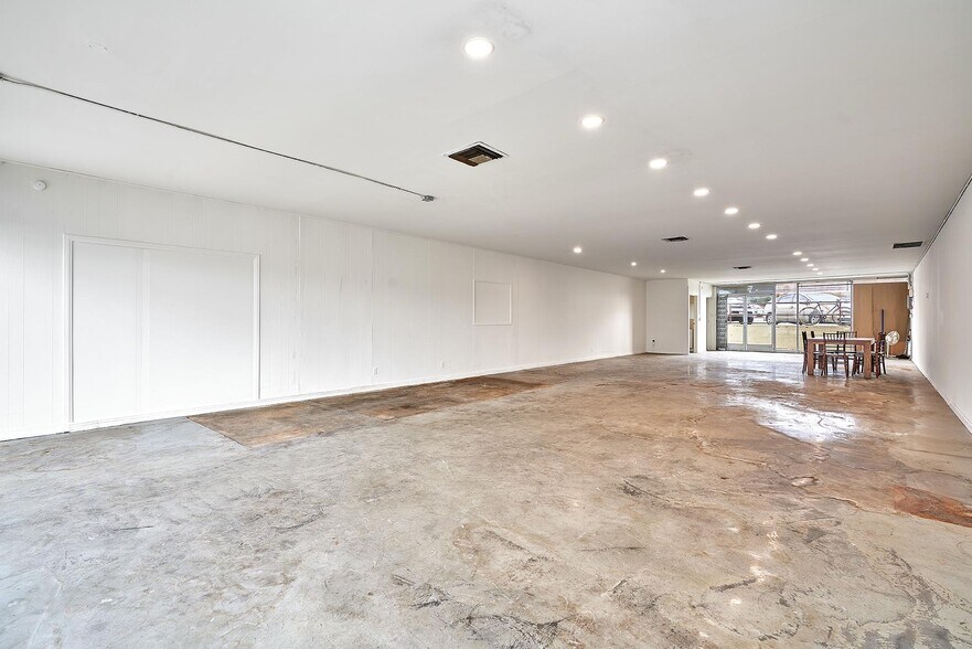 More Photos Of 4416-4430 Beverly Blvd, Los Angeles Freestanding For Lease