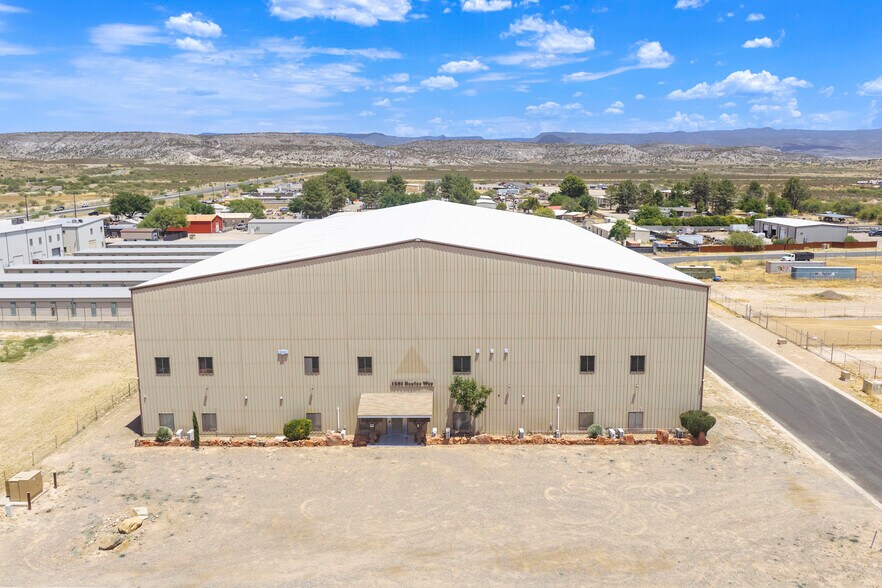 More Photos Of 1581 Boyles Way, Camp Verde Manufacturing For Sale