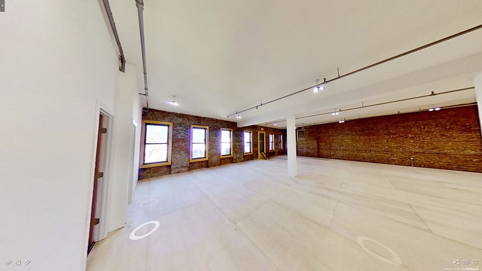 More Photos Of 960 Manhattan Ave, Brooklyn Medical For Lease
