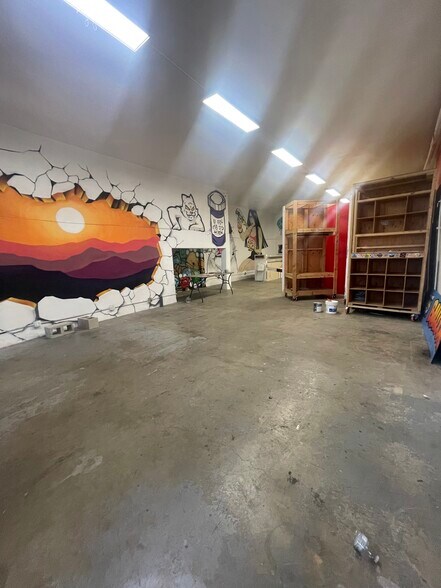 More Photos Of 5442 Alhambra Ave, Los Angeles Warehouse For Lease