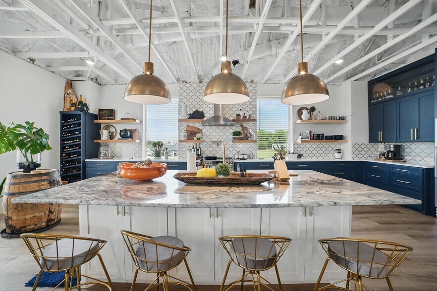 More Photos Of , Lavon Unknown For Sale