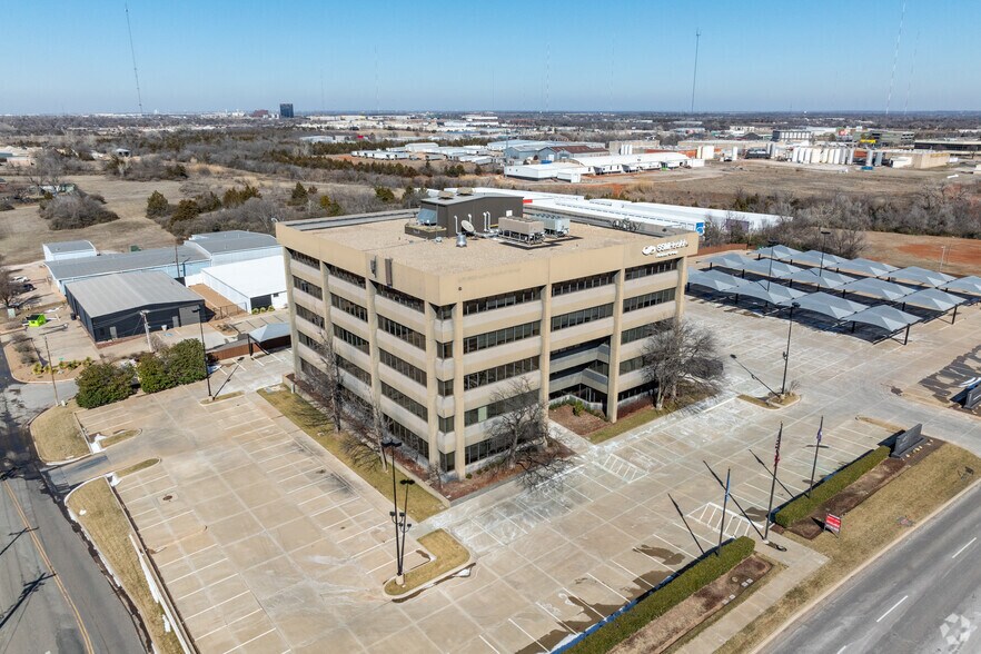 More Photos Of 777 Nw 63rd St, Oklahoma City Office For Lease