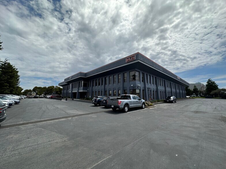 More Photos Of 877 Mahler Rd, Burlingame Office For Lease