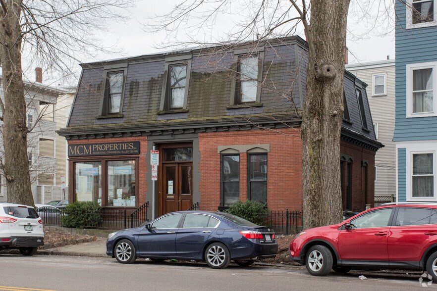 More Photos Of 917 E Broadway, Boston Storefront Retail Office For Sale