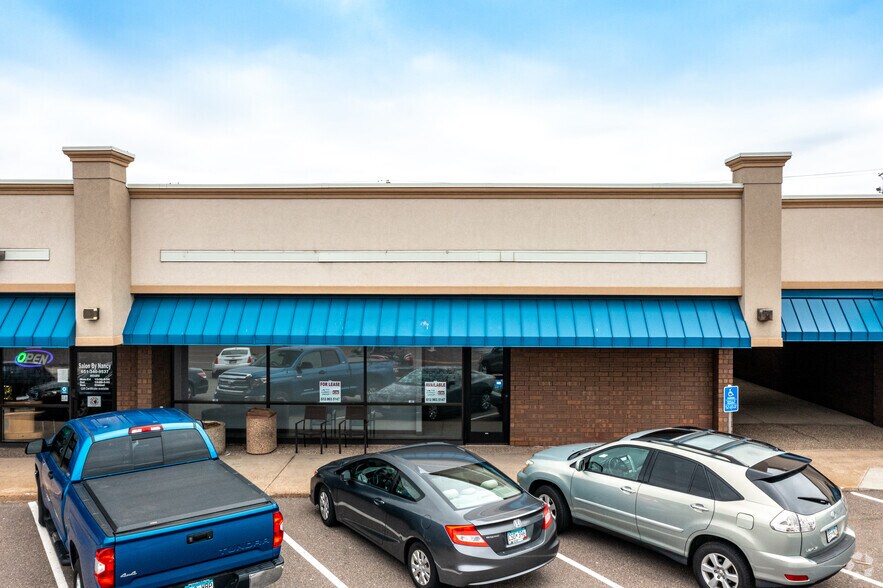 More Photos Of 3035 White Bear Ave N, Maplewood Freestanding For Lease