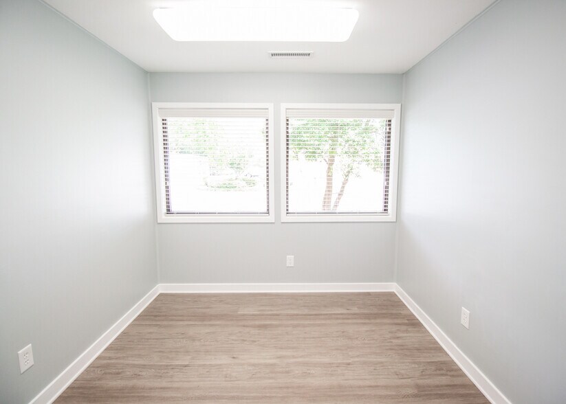 More Photos Of 3951-3955 Market St, Wilmington Loft Creative Space For Lease