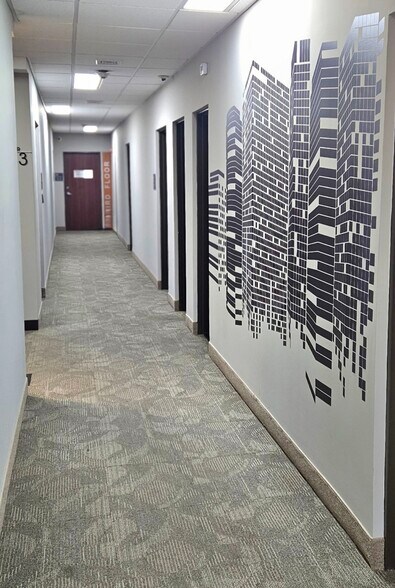 More Photos Of 315 Walt Whitman Rd, Huntington Station Office For Lease