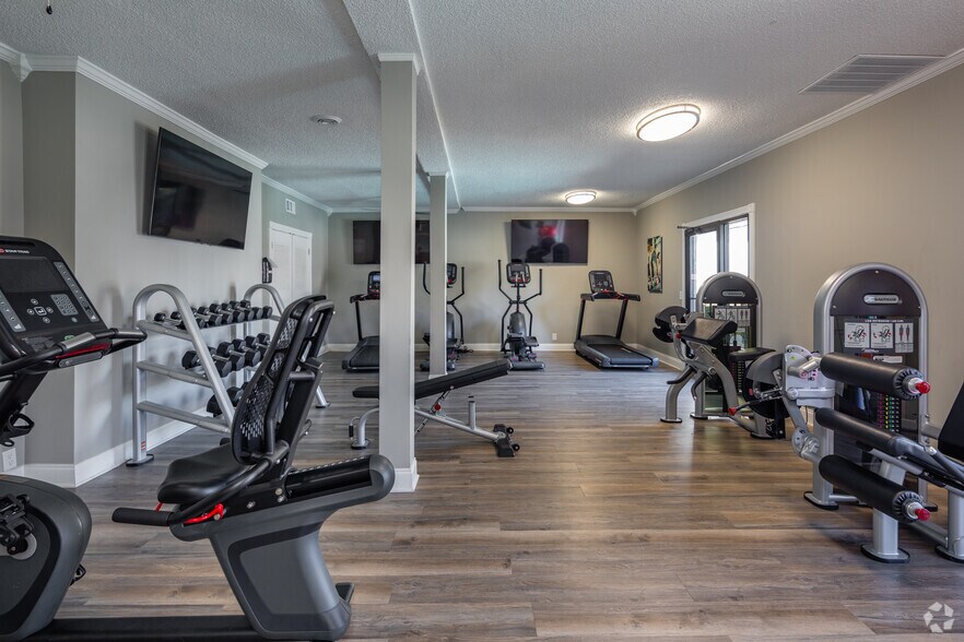 More Photos Of 1150 Vultee Blvd, Nashville Apartments For Sale