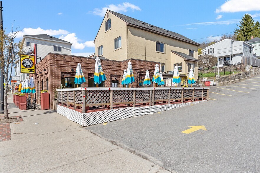 More Photos Of 278-282 Shrewsbury St, Worcester Storefront Retail Residential For Sale