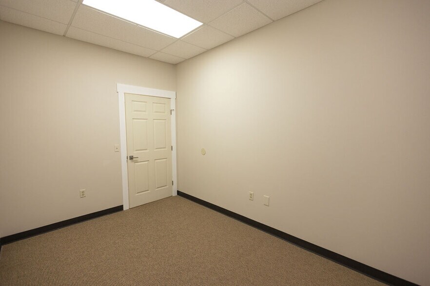 More Photos Of 20550 Townsen Blvd, Humble Loft Creative Space For Sale